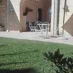 Masseria Sucea Фермерский дом *
