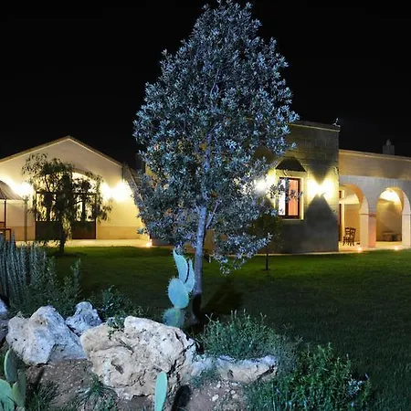 Masseria Sucea مزرعة للإقامة *